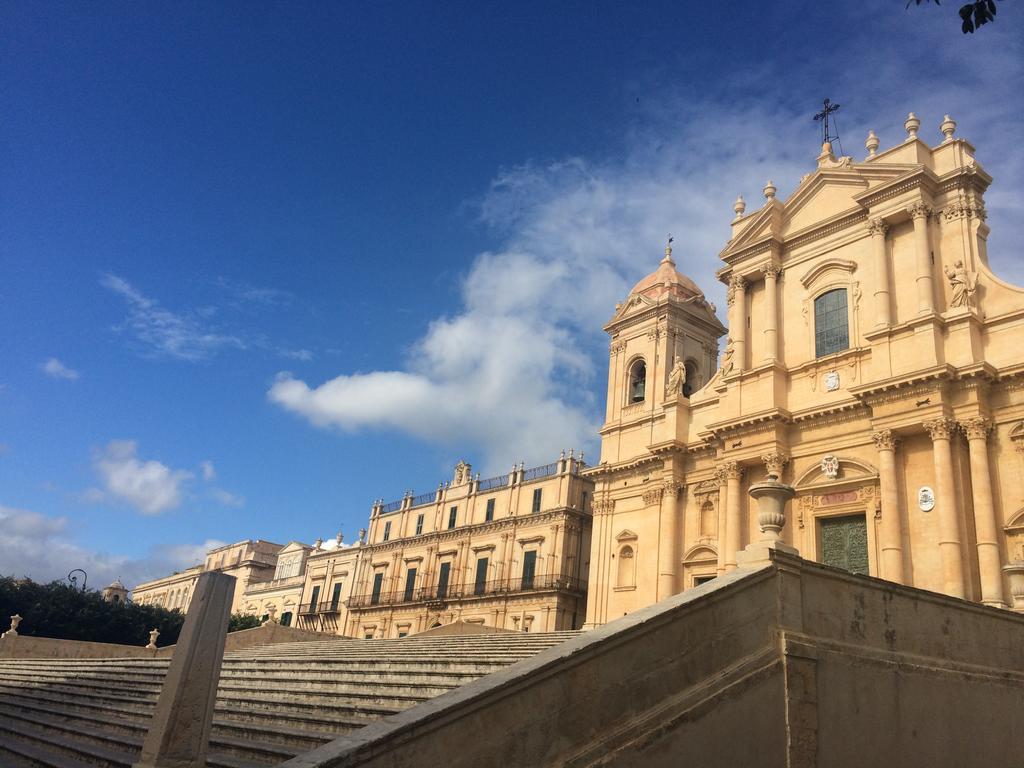 Apartmán Pepe Concetta E La Movida Noto Exteriér fotografie